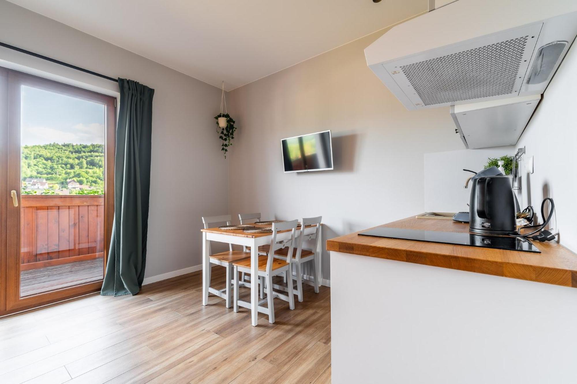 Apartamenty Black Lion Pcim Exterior photo